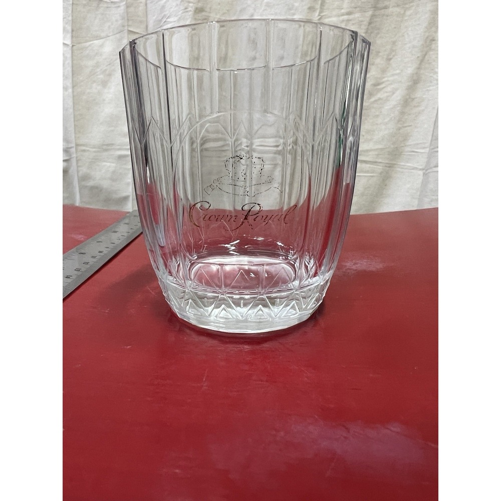 Crown Royal Whiskey Barware Drink Tumbler Gold Logo Glasses Italy
